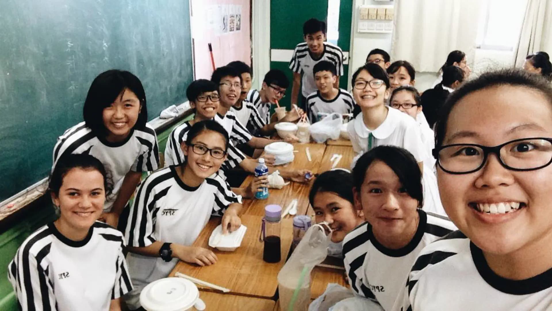 Alessia Cailotto Y Psc Nh 2015 Hkg   Hong Kong  Studentessa   Gruppo   Scuola   Divisa   Pag Programma   Orizzontale (1)