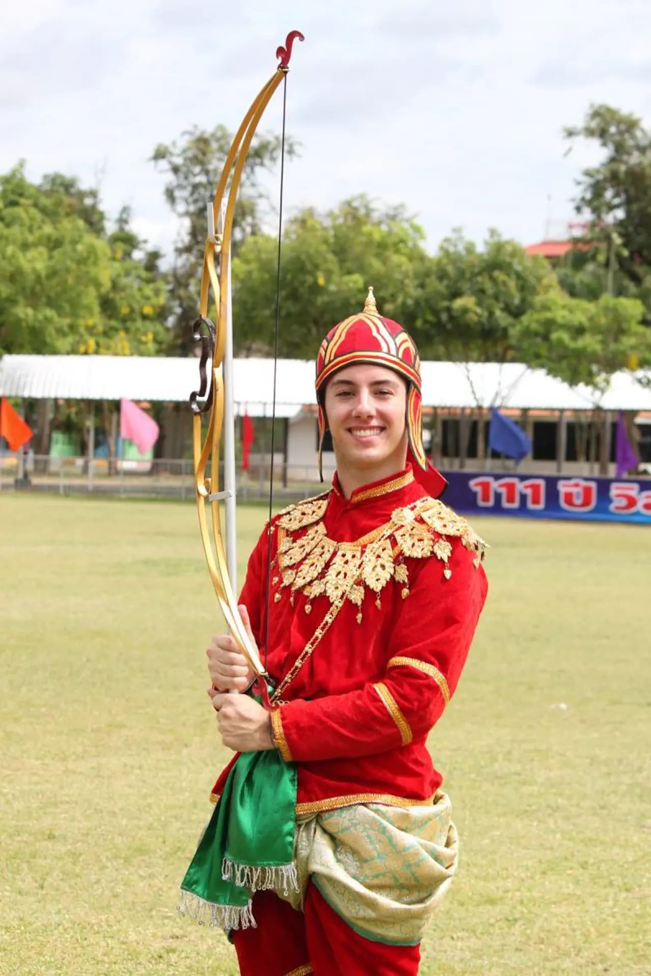 Danilo Spiro Y Psc Nh 2015   Thailandia   Studente  Costume Tradizionale  Pag Programma   Verticale