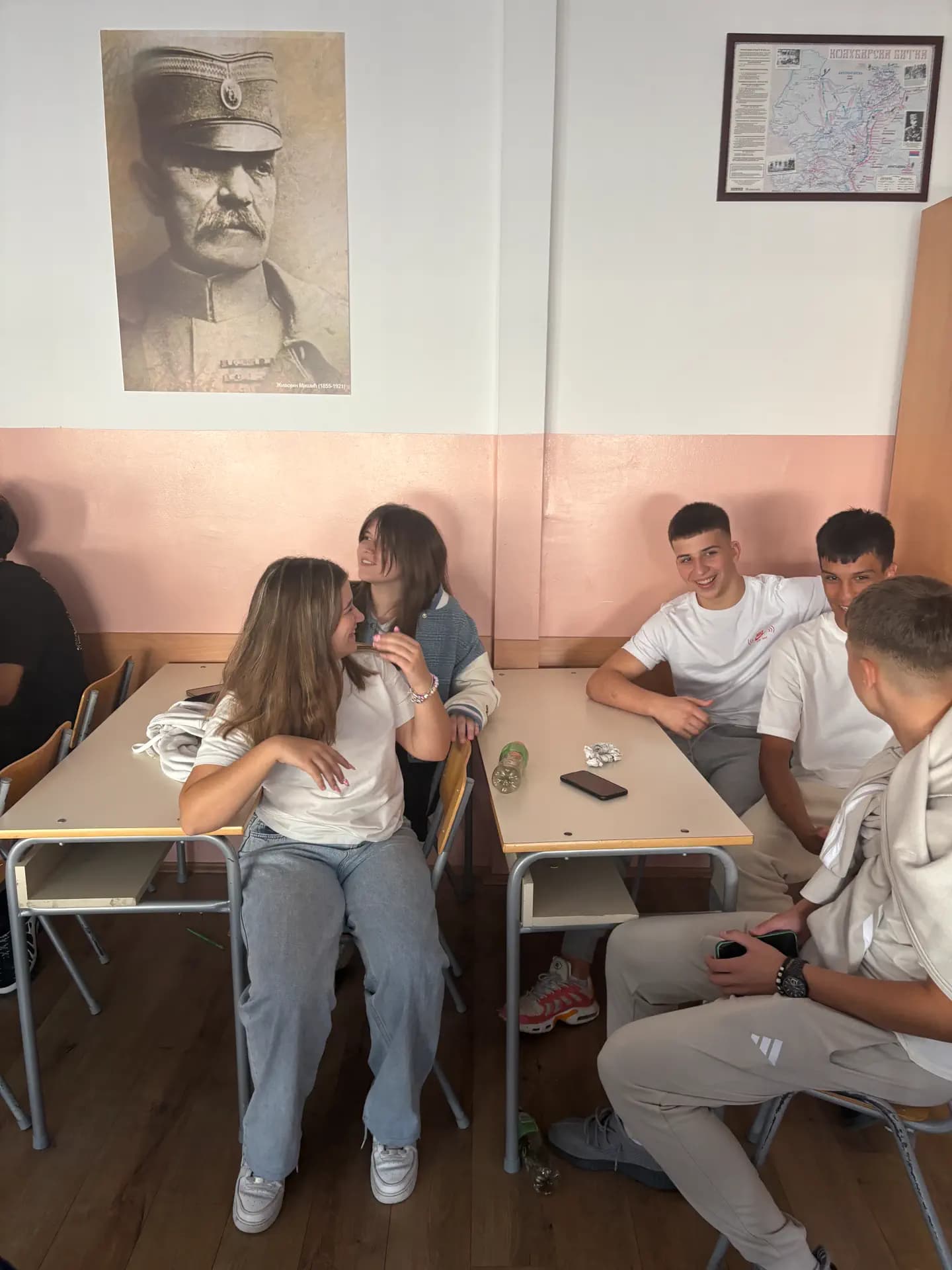 Caterina Sonnini Y Psc Nh 2025 Srb Cl Grosseto   Serbia   Studentessa  Scuola   Amici   Pag Programma   Verticale
