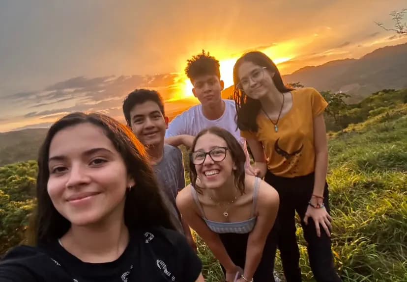 Gaia Rinaldi Y P2023 Crc Costarica Studentessa Paesaggio Gruppo Pag Programma Orizzontale
