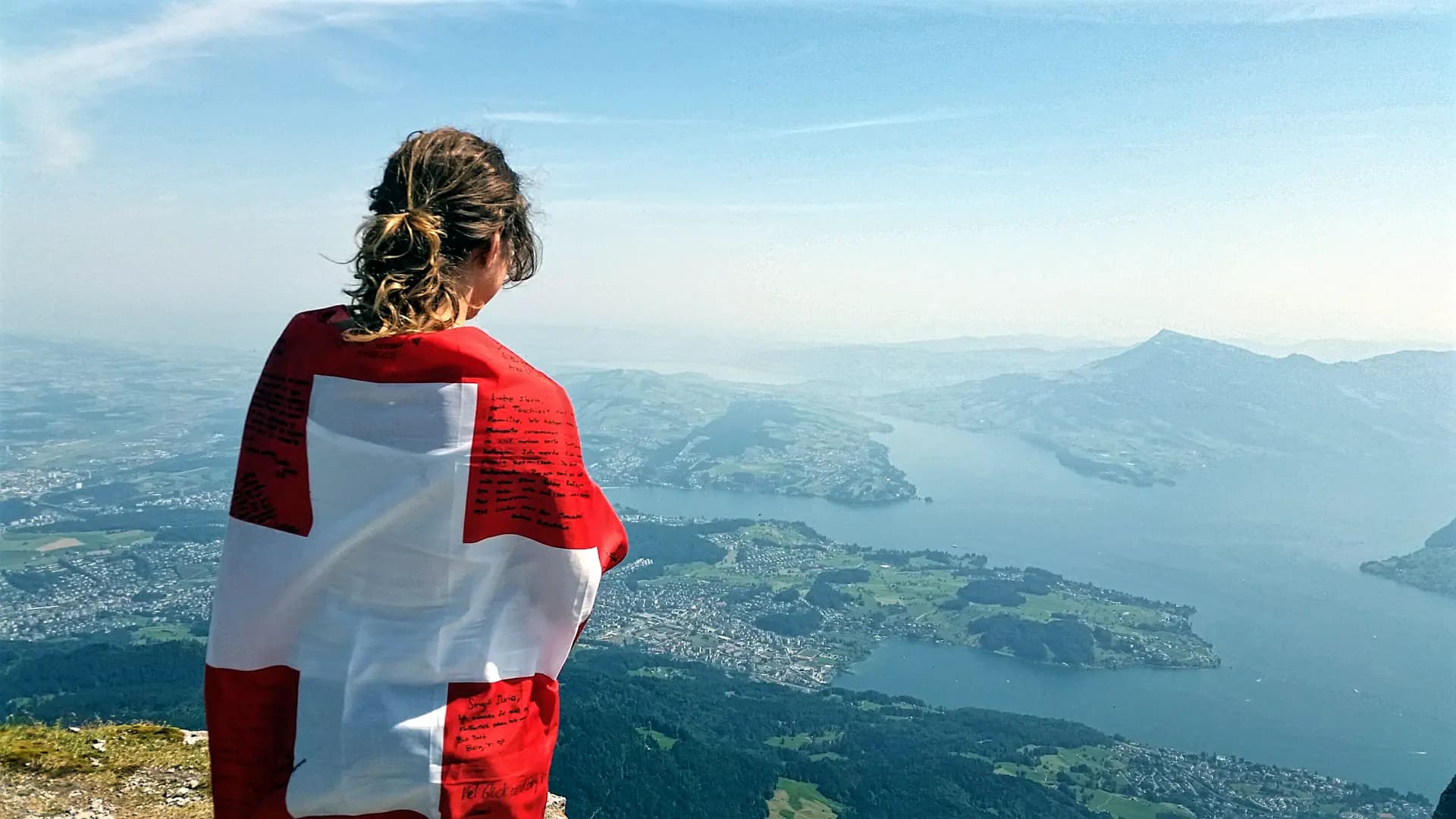 Ilaria Santolin Y Psc Nh 2014 Svizzera Studentessa Bandiera Paesaggio Pag Paese Orizzontale (2)