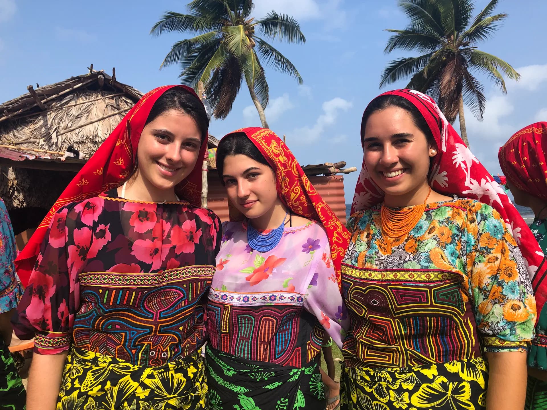 Gemma Marin Y Psc Nh 2018 Pan Panama Studentessa Villaggio Costume Tradizionale Pag Programma Orizzontale (2)