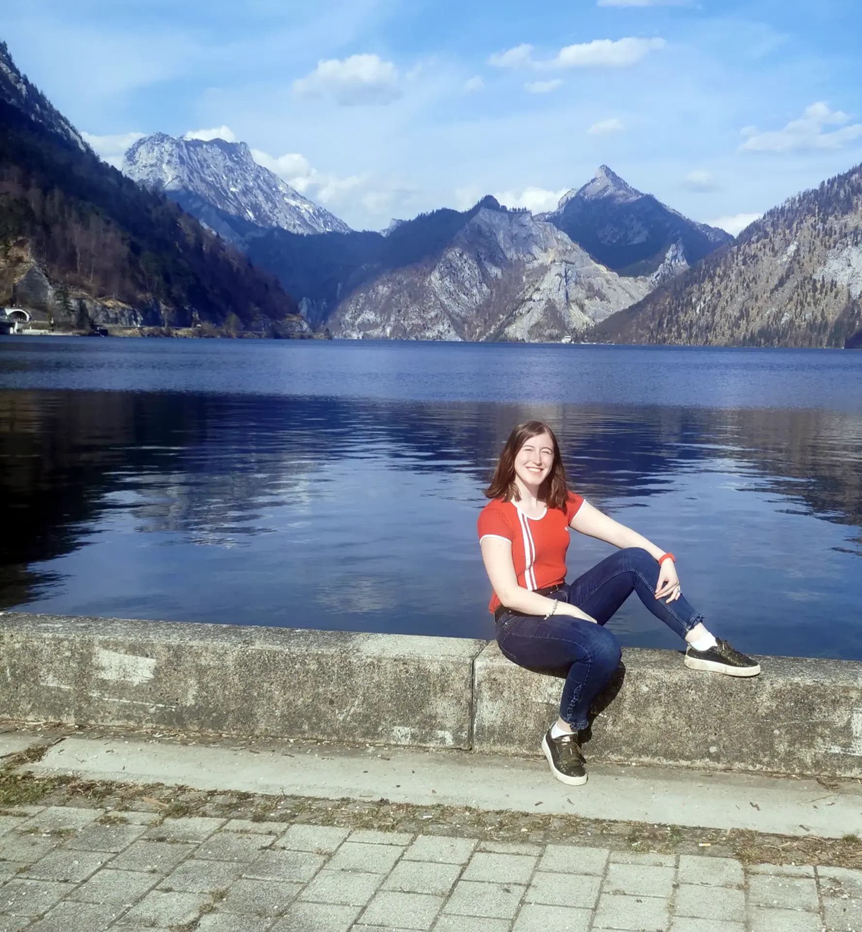 Giorgia Giallombardo Ypaut 20 Austria Studentessa Paesaggio Lago Esterna Piano Americano Pag Programma Quadrata