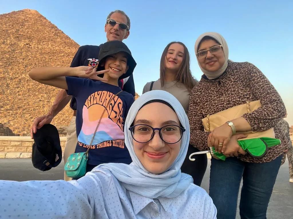 Giulia Polito Y Psc N H23 Egy Cl Lecce Egitto Studentessa Amici Monumento Pag Programma Orizzontale